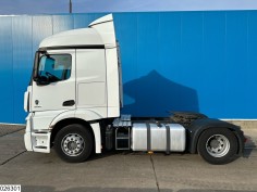 Mercedes Actros 1845