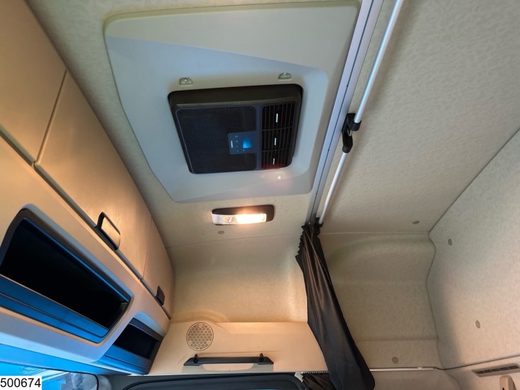 Mercedes Actros 1851