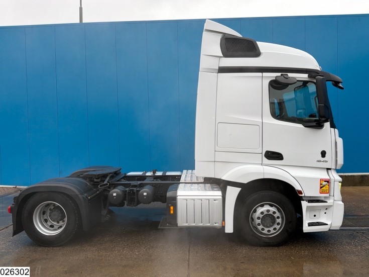 Mercedes Actros 1845