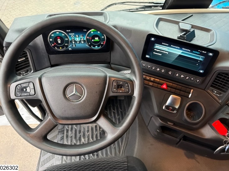 Mercedes Actros 1845
