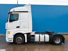 Mercedes Actros 1843