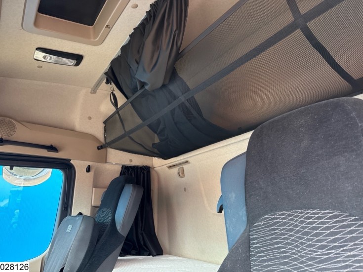 Mercedes Actros 1845