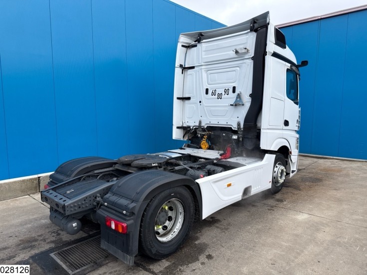 Mercedes Actros 1845