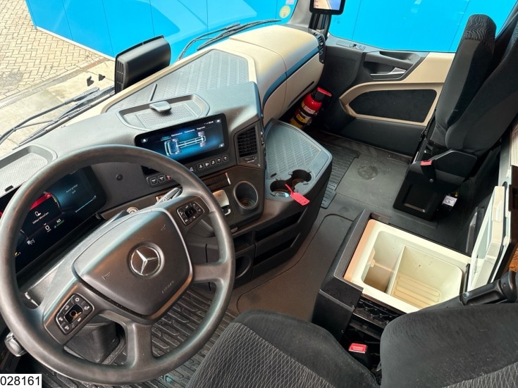 Mercedes Actros 1845