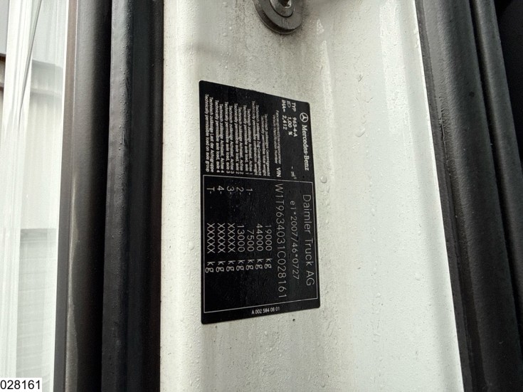 Mercedes Actros 1845