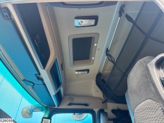 Mercedes Actros 1845