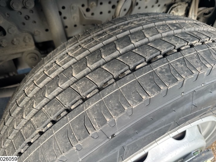 Mercedes Actros 1845