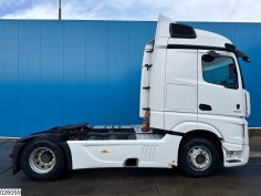 Mercedes Actros 1845