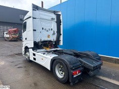 Mercedes Actros 1845