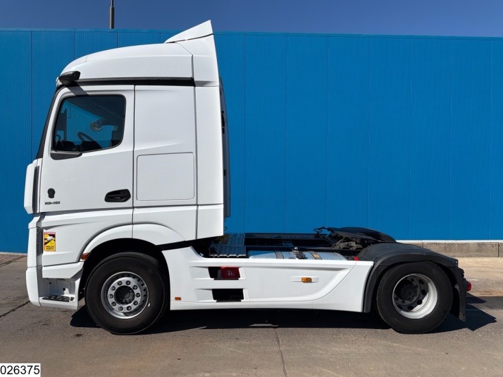 Mercedes Actros 1845