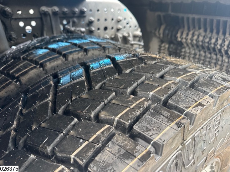 Mercedes Actros 1845