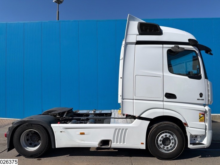 Mercedes Actros 1845