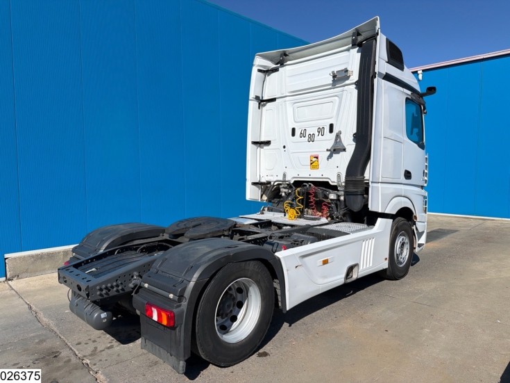 Mercedes Actros 1845