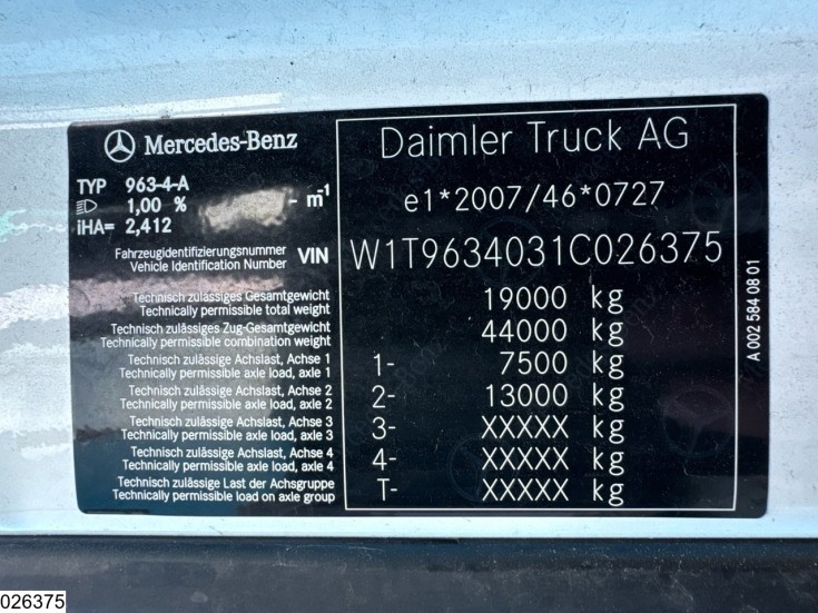 Mercedes Actros 1845