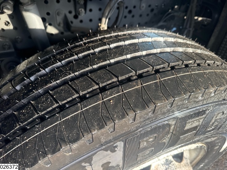 Mercedes Actros 1845