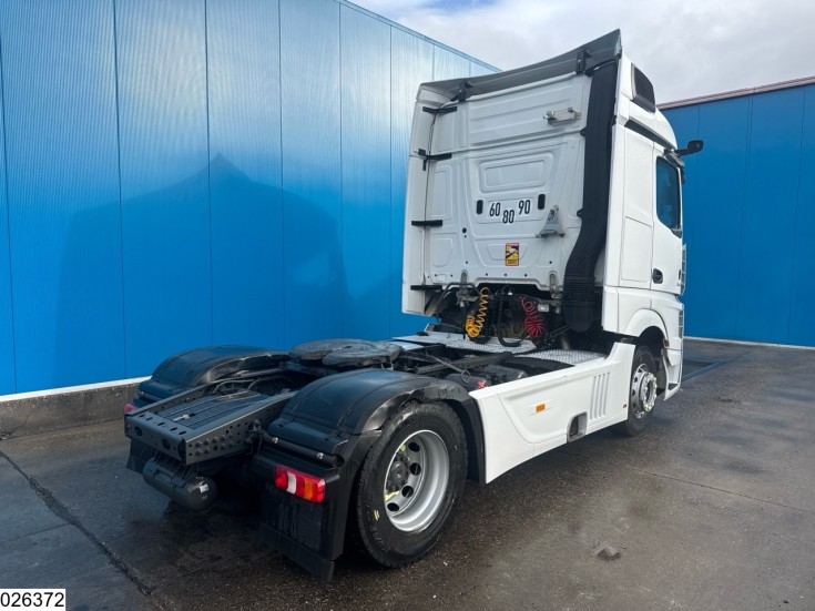 Mercedes Actros 1845