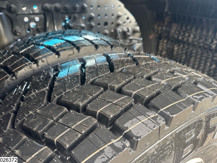 Mercedes Actros 1845