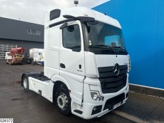 Mercedes Actros 1845