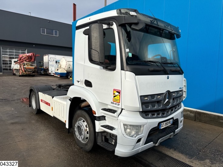 Mercedes Arocs 1843