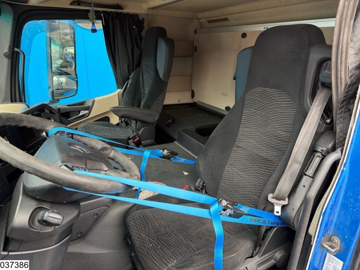 Mercedes Actros 2443