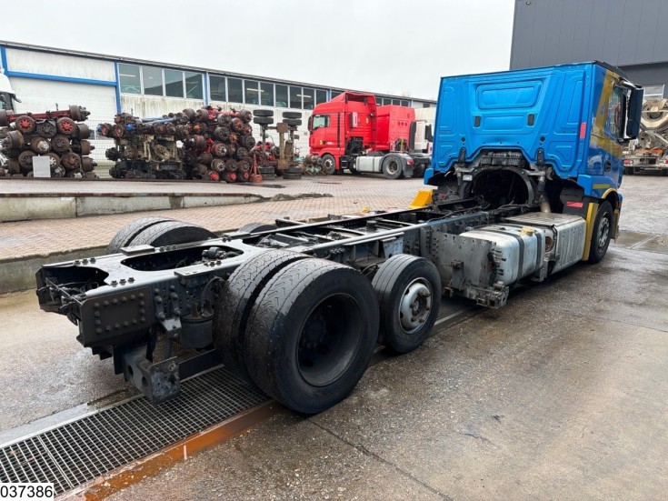 Mercedes Actros 2443