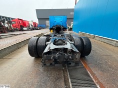 Mercedes Actros 2443