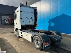 Mercedes Actros 1845