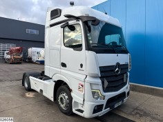 Mercedes Actros 1845