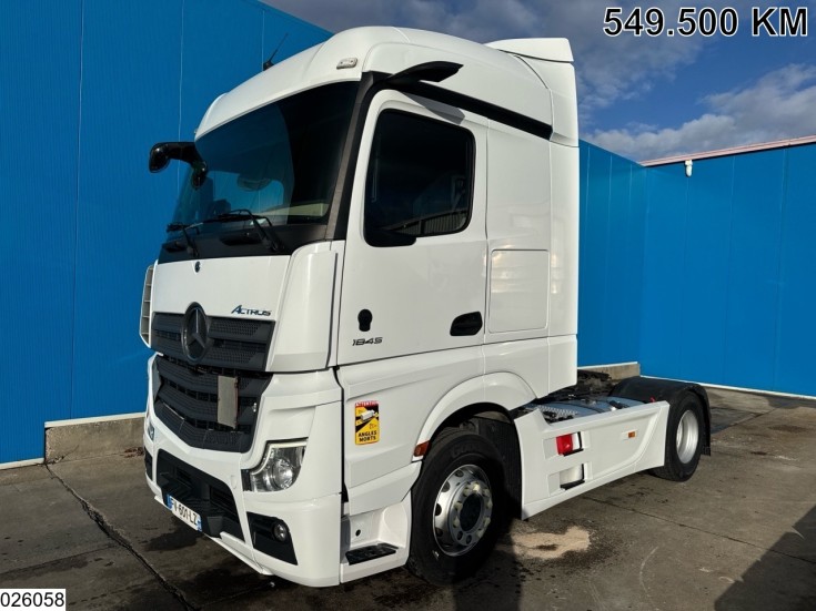 Mercedes Actros 1845