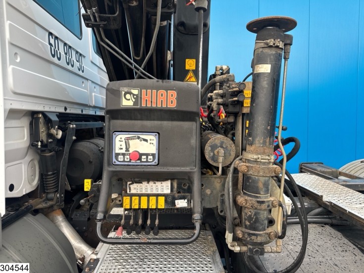 Mercedes Actros 1832