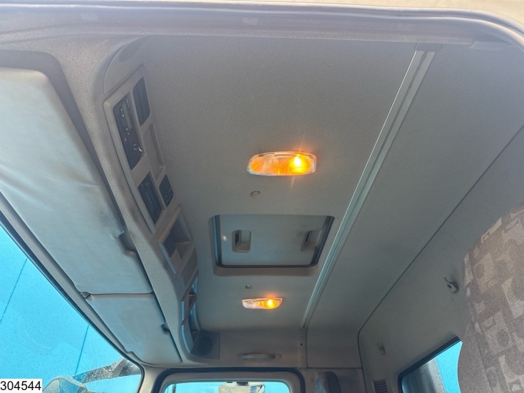 Mercedes Actros 1832