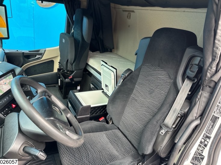 Mercedes Actros 1845