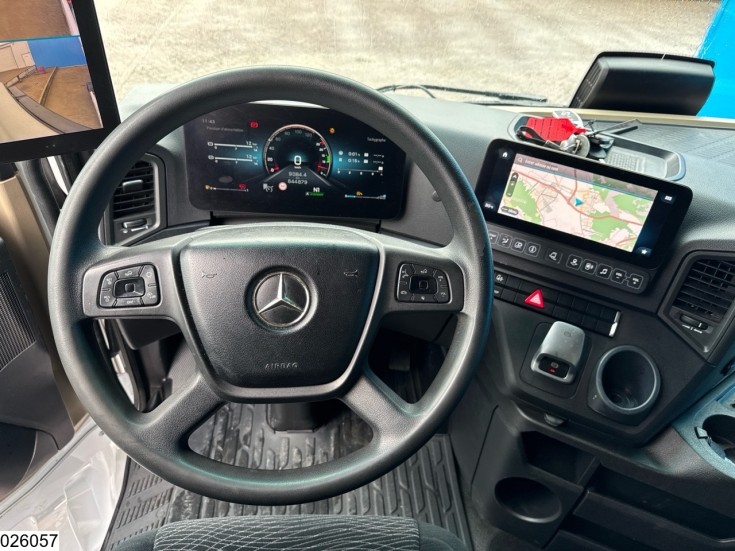 Mercedes Actros 1845