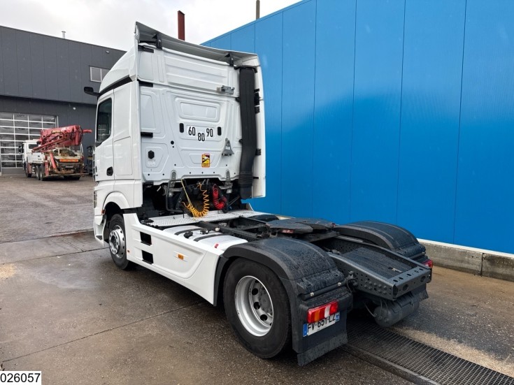 Mercedes Actros 1845