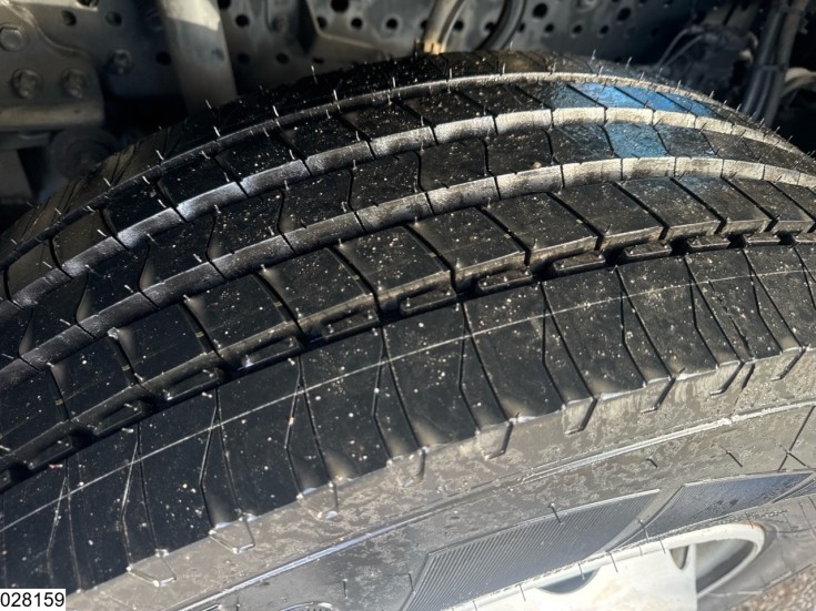 Mercedes Actros 1845