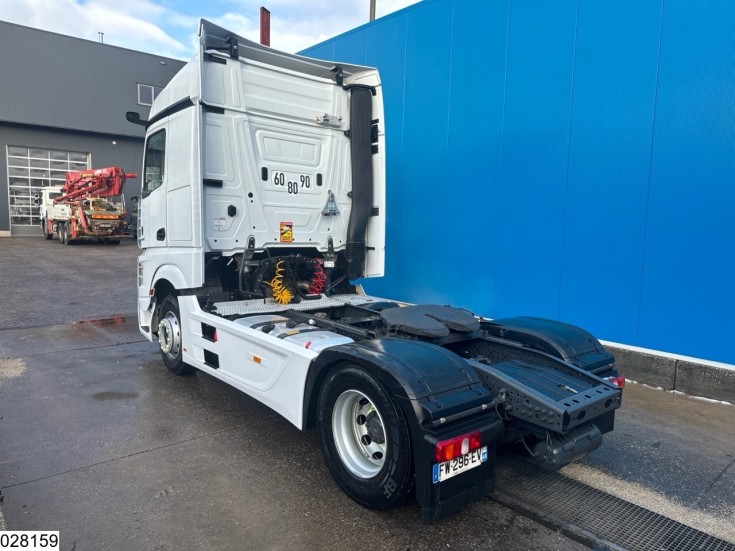 Mercedes Actros 1845