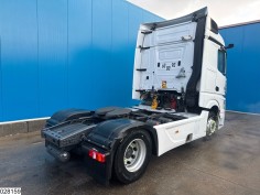 Mercedes Actros 1845