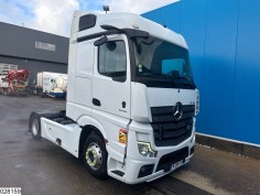 Mercedes Actros 1845