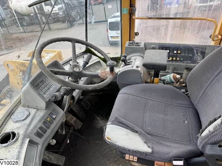 Volvo L 120 C