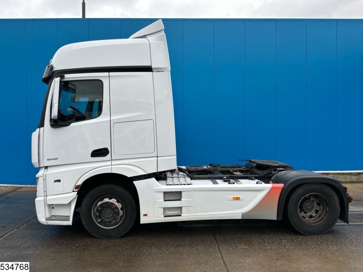 Mercedes Actros 1848