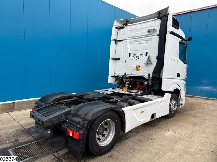 Mercedes Actros 1845