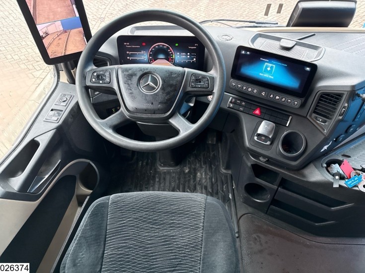 Mercedes Actros 1845