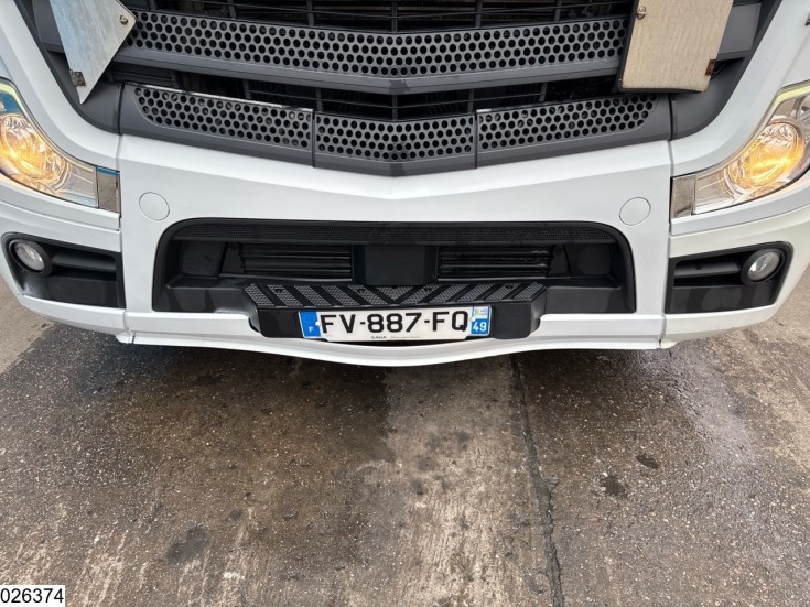 Mercedes Actros 1845