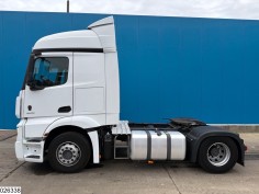 Mercedes Actros 1845