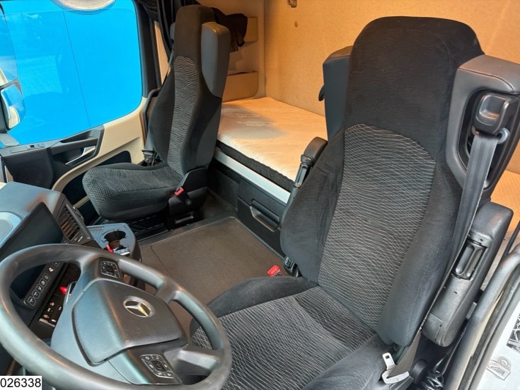 Mercedes Actros 1845