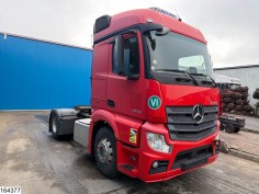 Mercedes Actros 1843