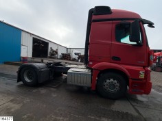 Mercedes Actros 1843