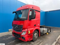 Mercedes Actros 1843