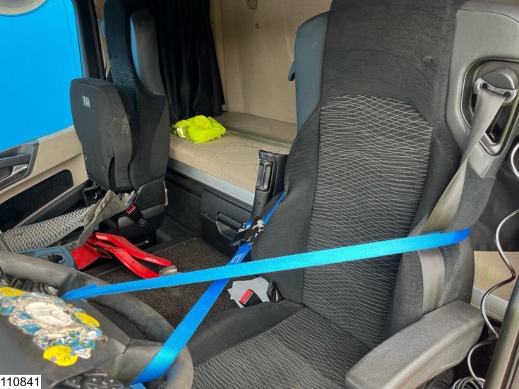 Mercedes Actros 1843