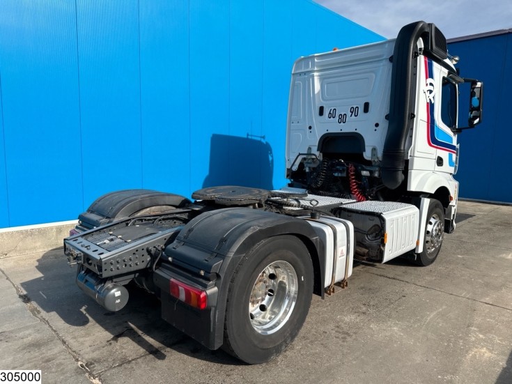 Mercedes Actros 1848